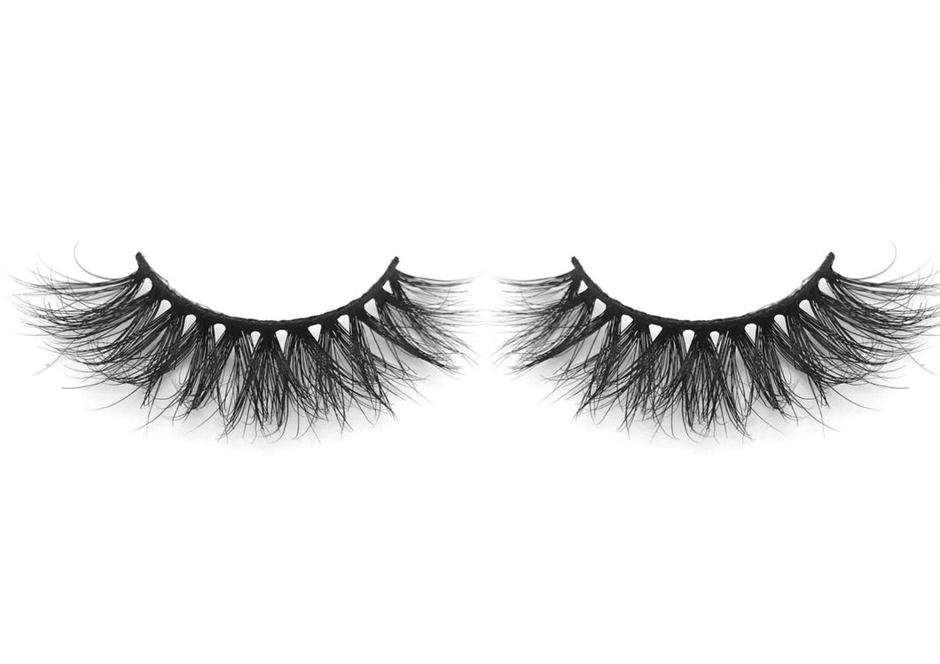 Lashes #ANTONELLA